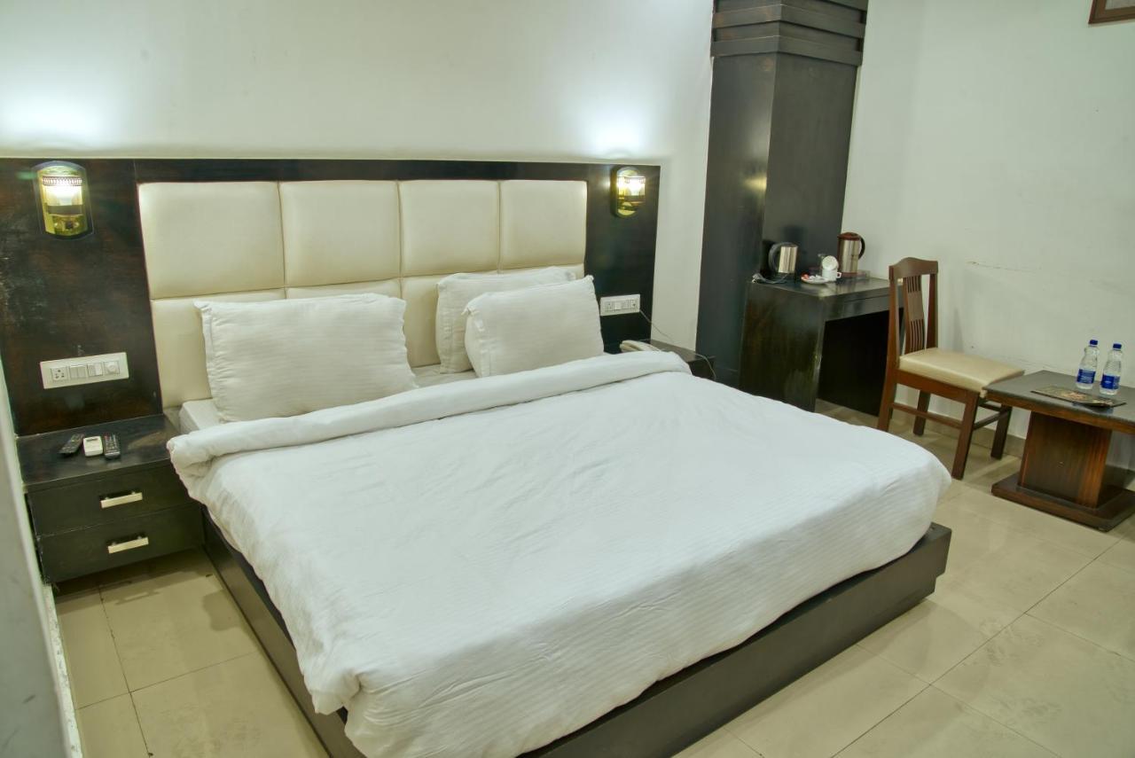Height View Residency Dehradun Exterior foto